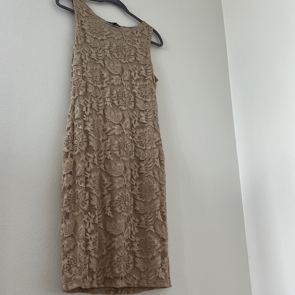 Lace beige midi fitted dress